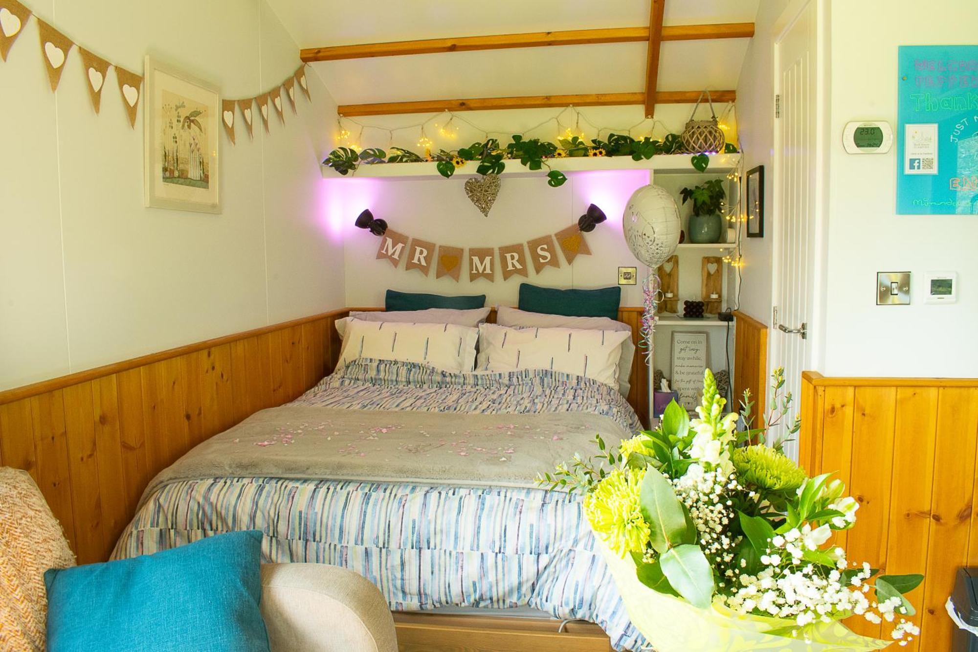 Peppercorn Pod At Beck House Glamping Hotell Salmonby Eksteriør bilde