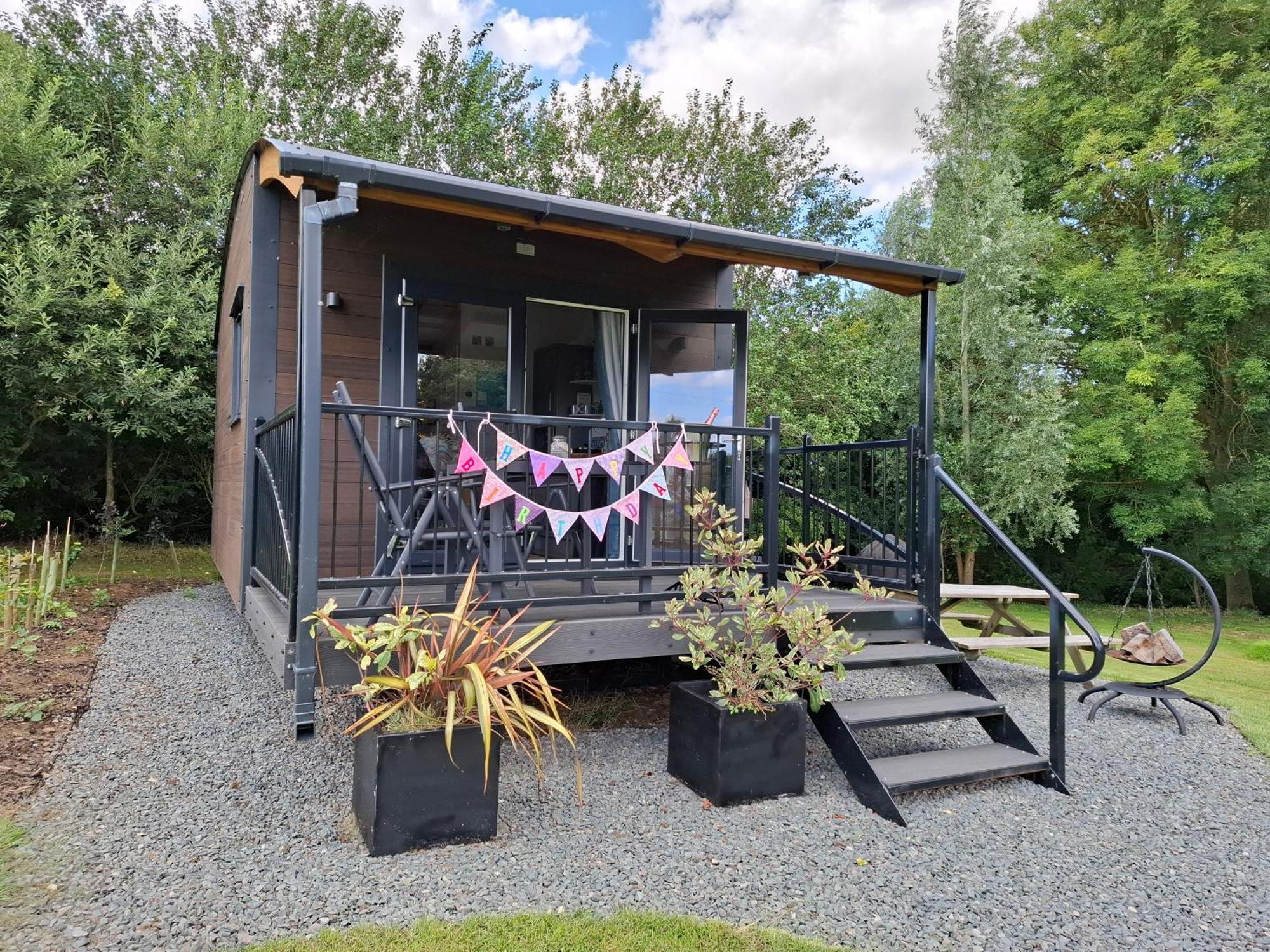 Peppercorn Pod At Beck House Glamping Hotell Salmonby Eksteriør bilde