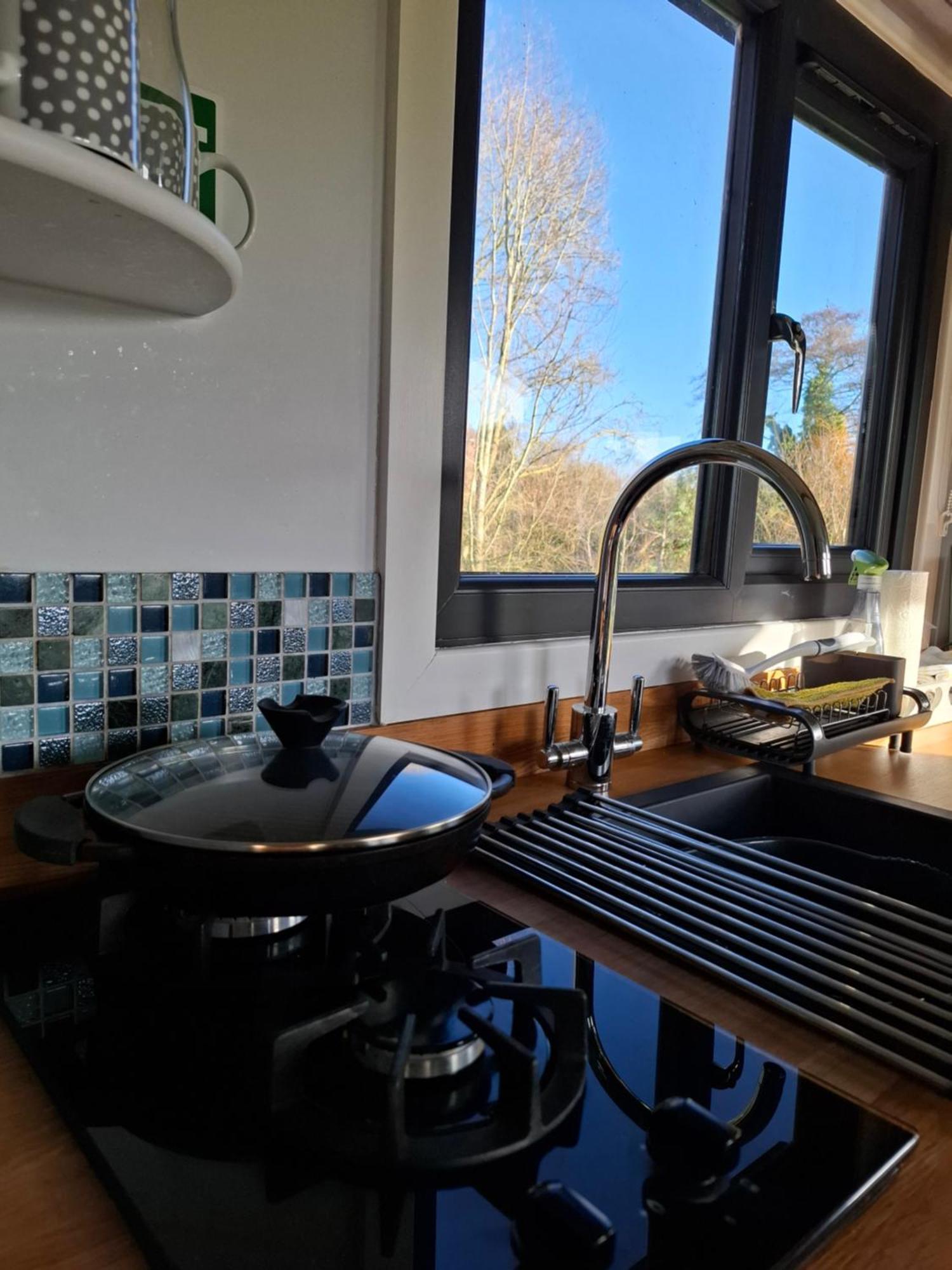 Peppercorn Pod At Beck House Glamping Hotell Salmonby Eksteriør bilde